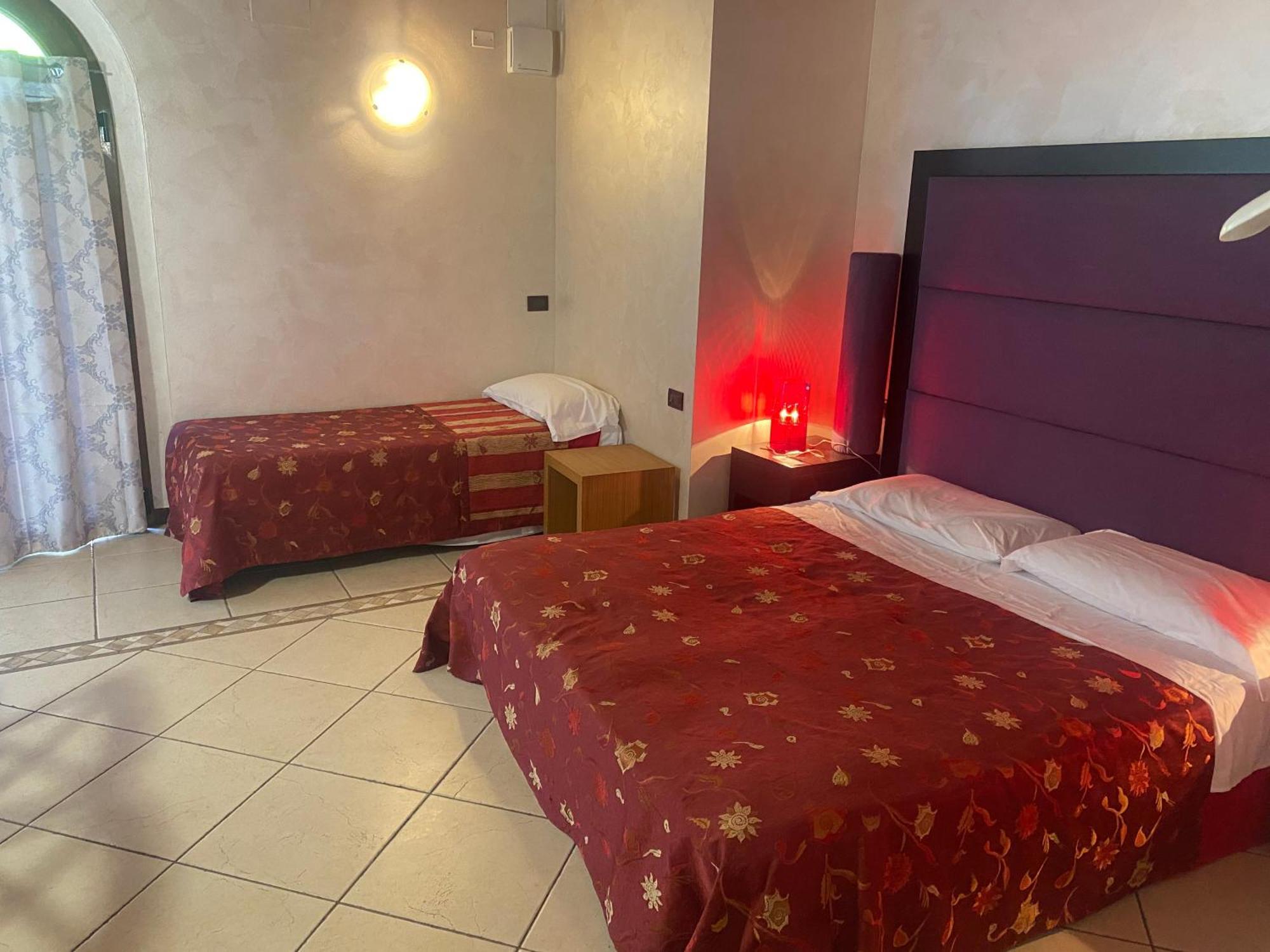 Albergo Le Piante مانربا ديل جاردا المظهر الخارجي الصورة