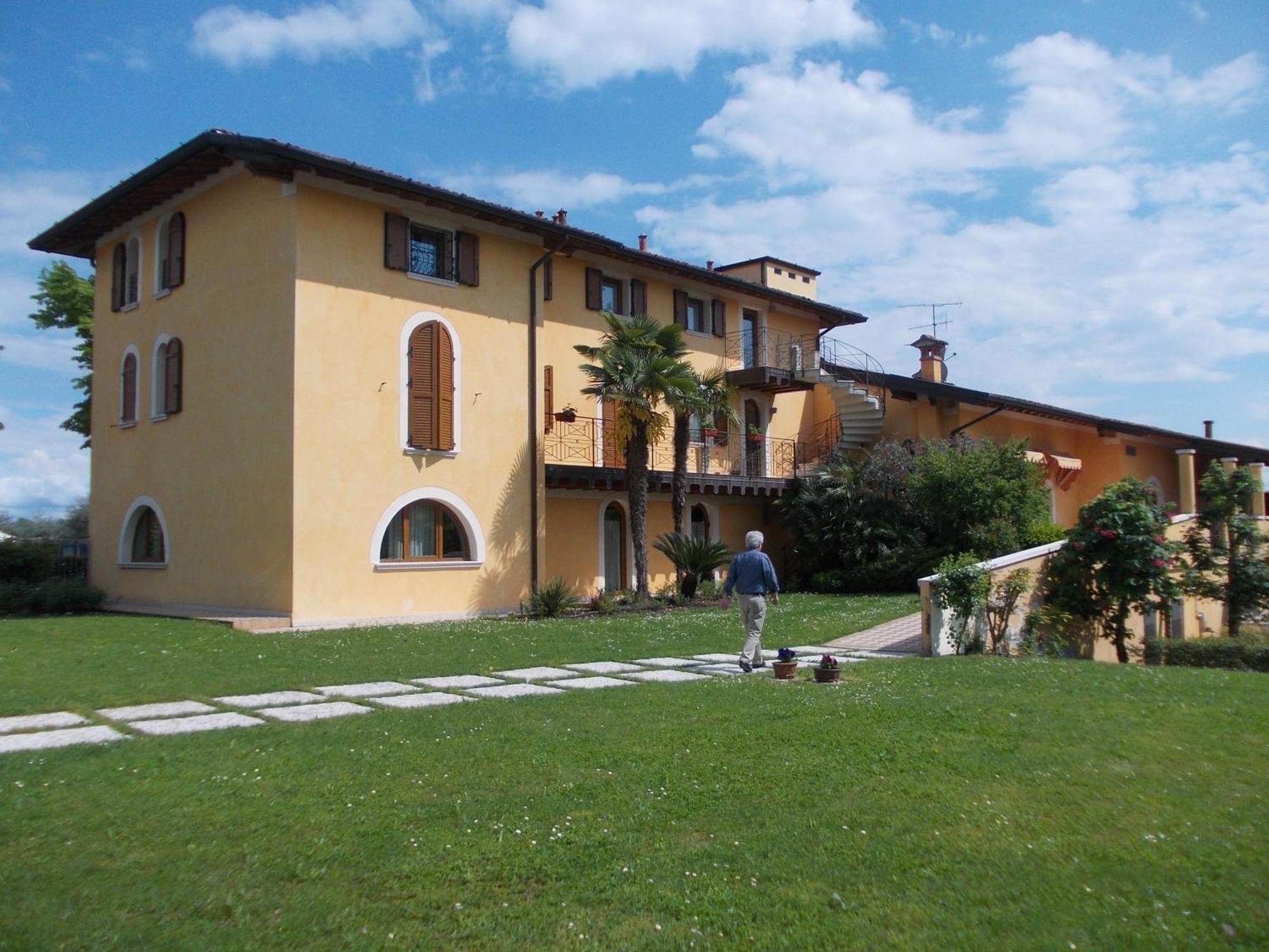 Albergo Le Piante مانربا ديل جاردا المظهر الخارجي الصورة