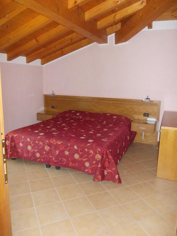 Albergo Le Piante مانربا ديل جاردا الغرفة الصورة